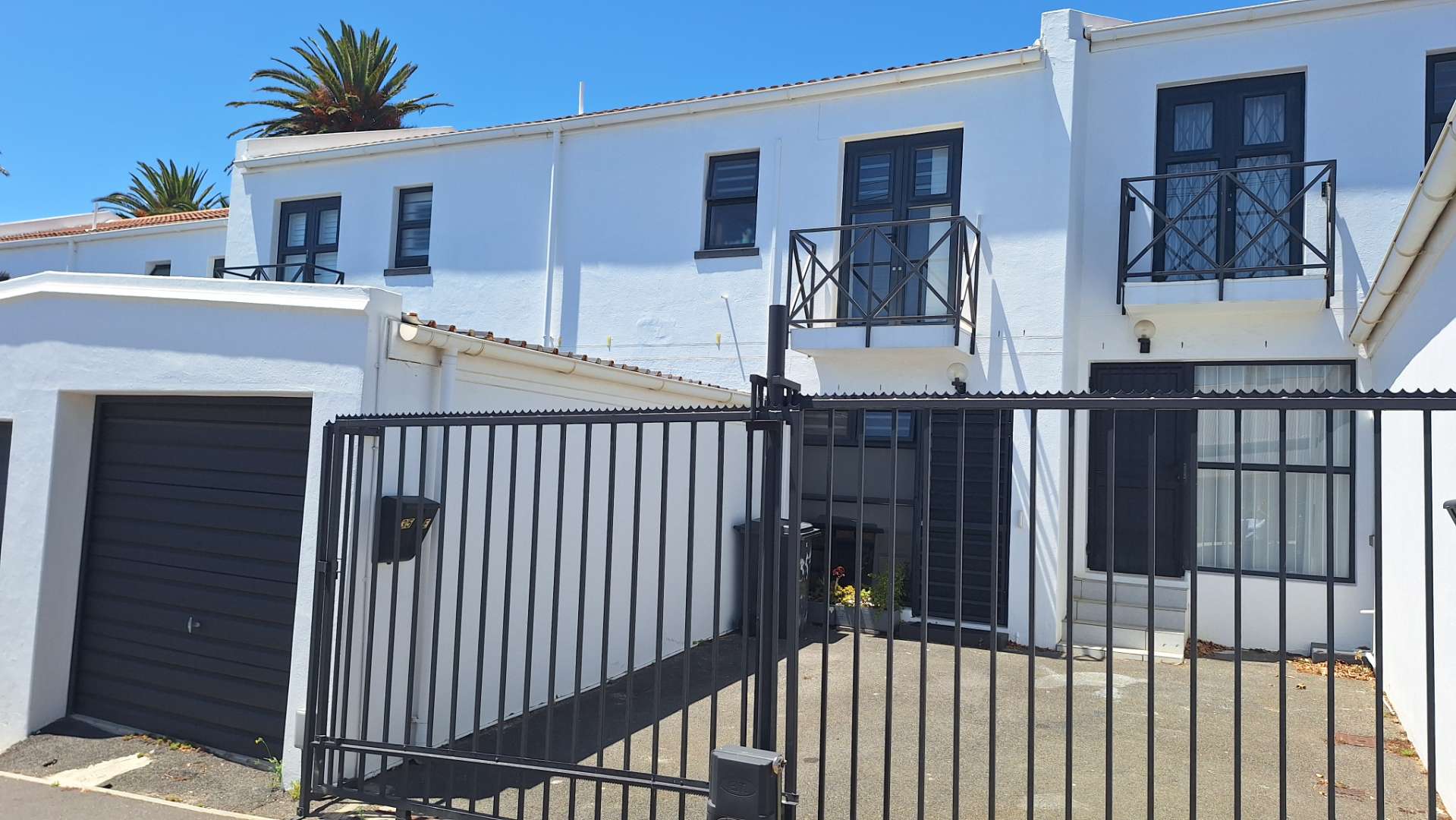 3 Bedroom Property for Sale in Woodstock Western Cape